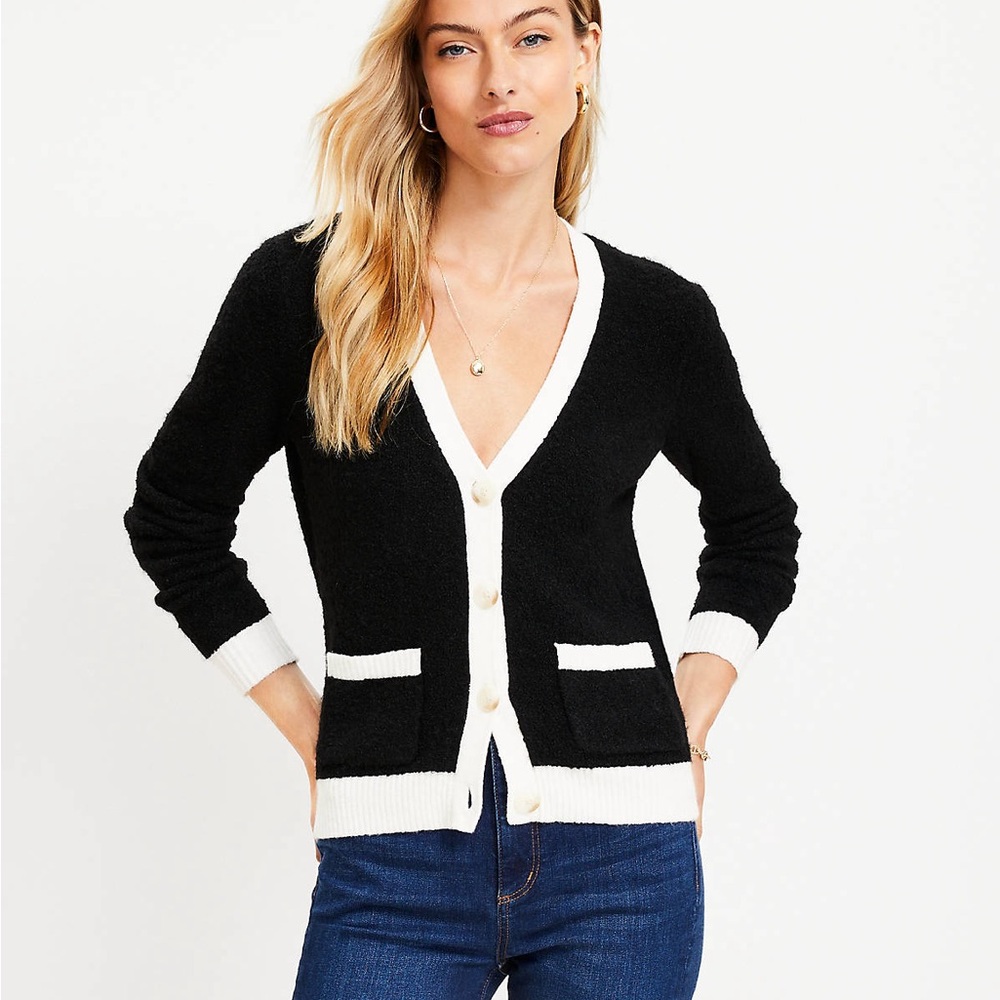 Tipped Boucle V-Neck Pocket Cardigan
